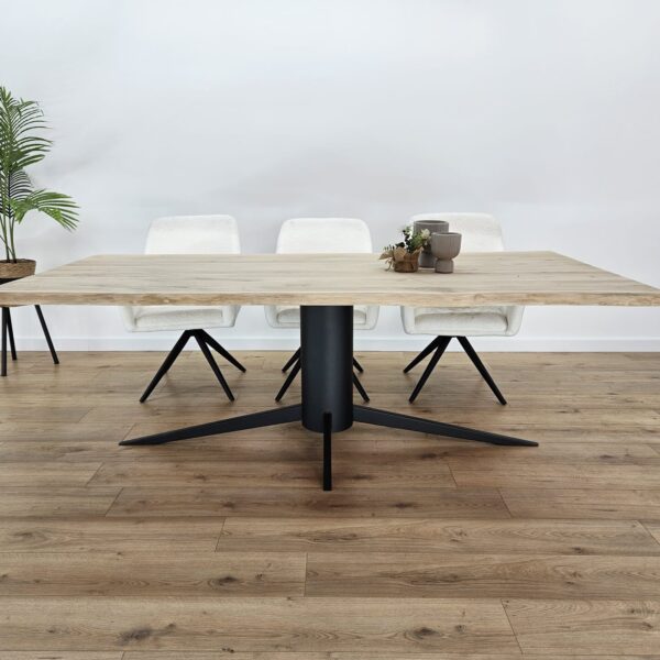 Eiken boomstam tafel met Otrix