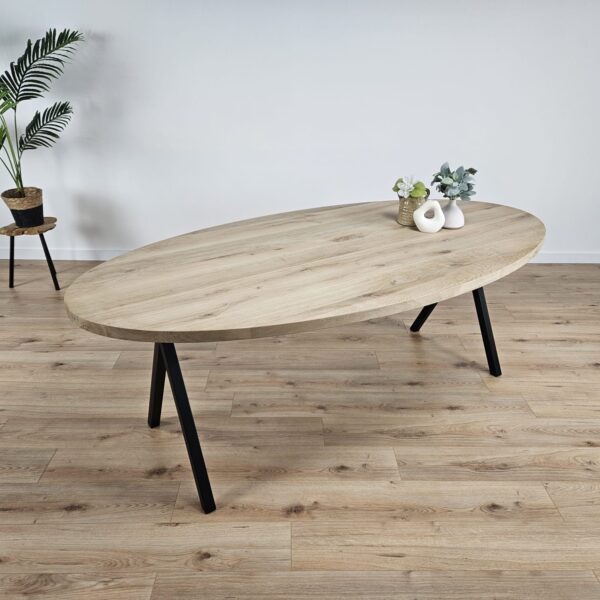 Eiken Ovale tafel met Scissor poten