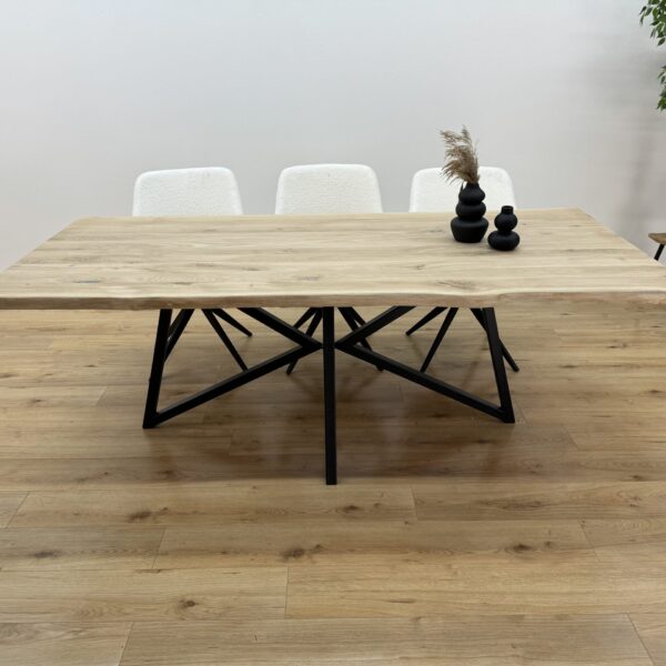 Eiken boomstam tafel Vlinder K4 onderstel